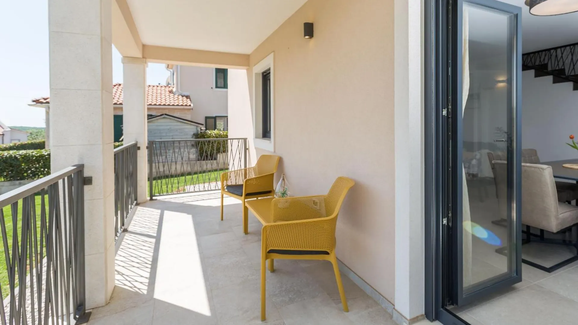 בית נופש פורץ Moderne Villa Stefany Mit Pool Und Panoramablick