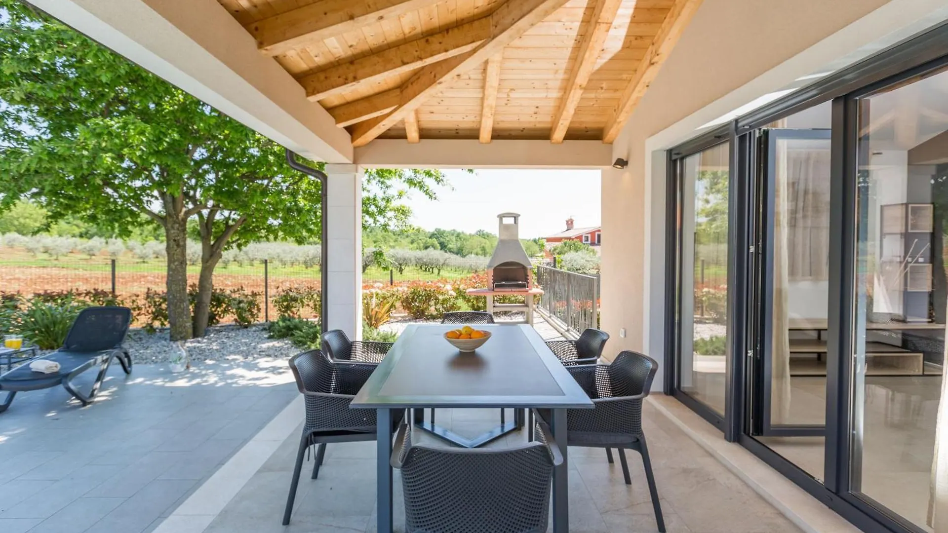 בית נופש פורץ Moderne Villa Stefany Mit Pool Und Panoramablick